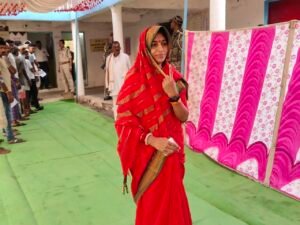 MADHYA PRADESH में आज आठ सीटों पर मतदान जारी