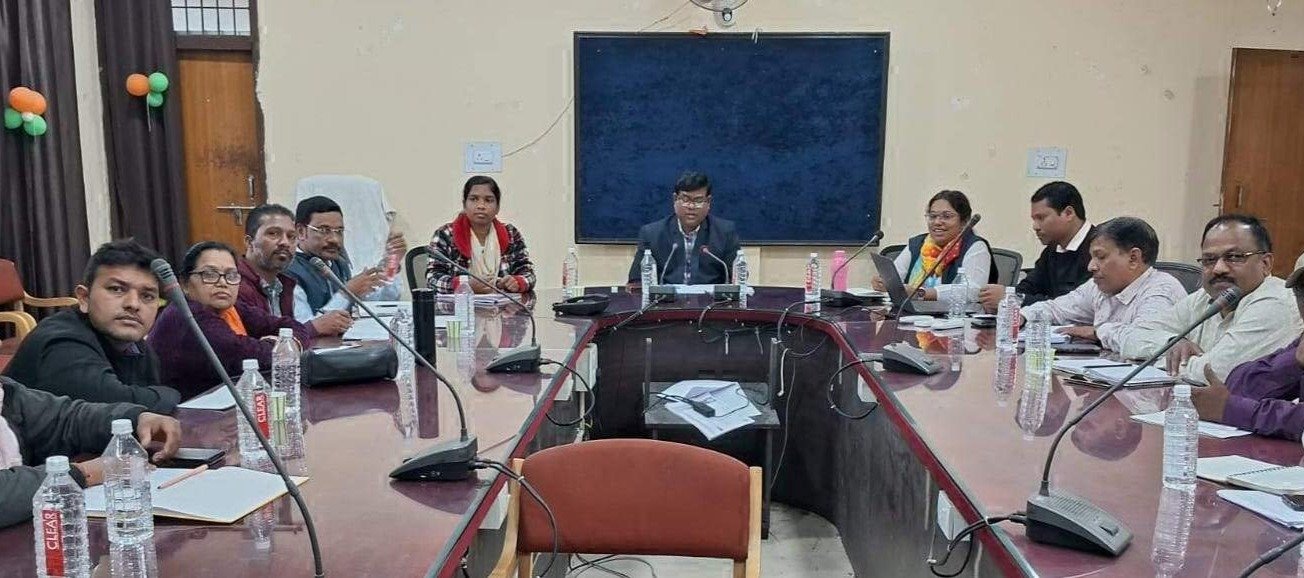राष्ट्रीय फाईलेरिया उन्मूलन कार्यक्रम के तहत हुयी समीक्षा बैठक