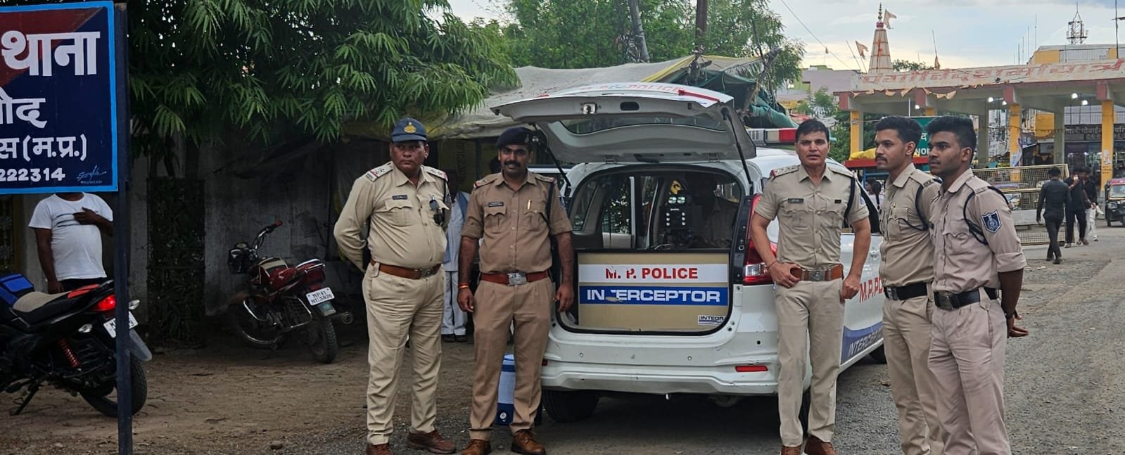 Kannoj तेजगति से चलने वाले वाहनो के विरुध्द इन्टर सेप्टर से कार्यवाही